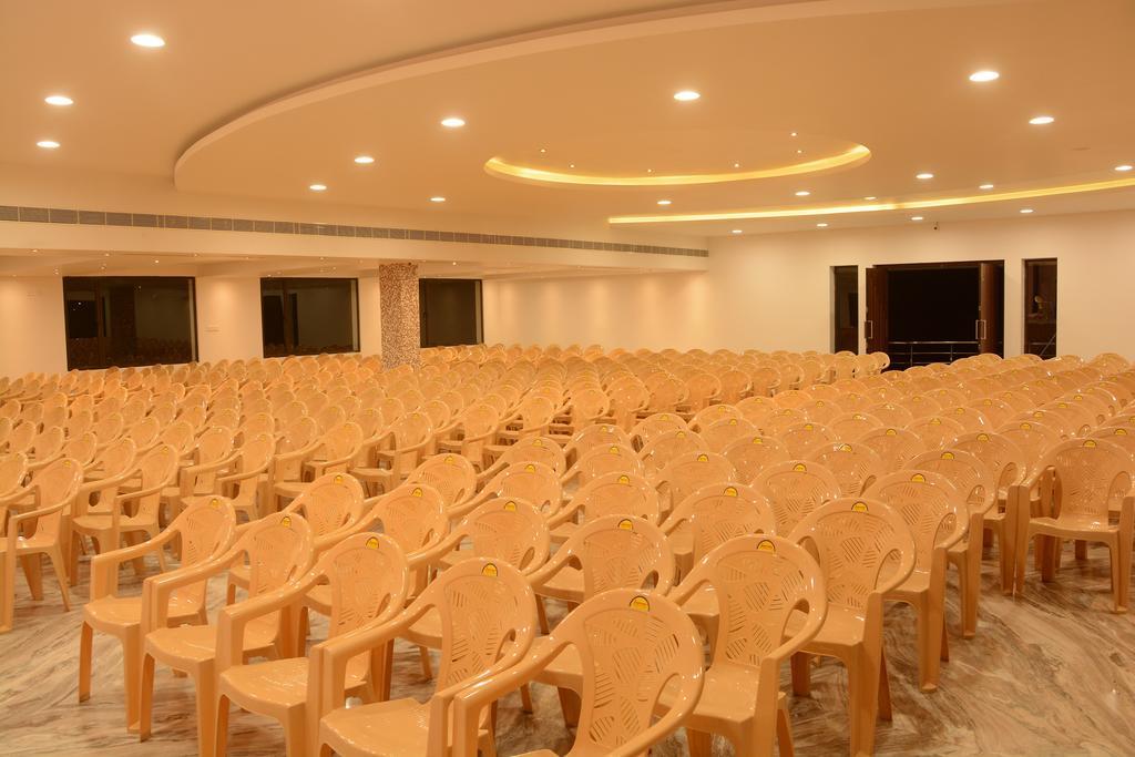 King Paradise Hotel Tiruchirappalli Exterior foto