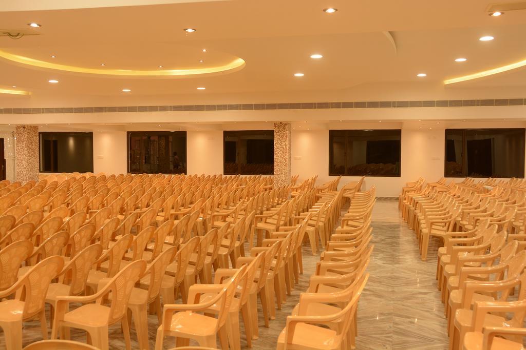 King Paradise Hotel Tiruchirappalli Exterior foto